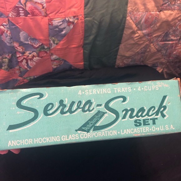 Serva-Snack Anchor Hocking Glass 4pc set - Picture 10 of 12